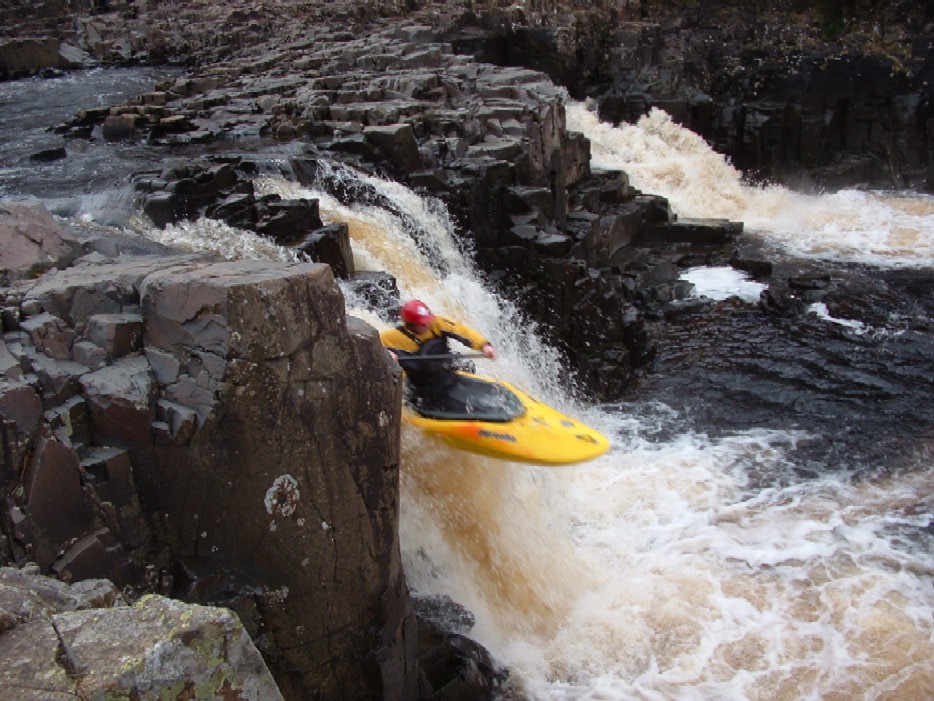 C1 Paddling on the Tees