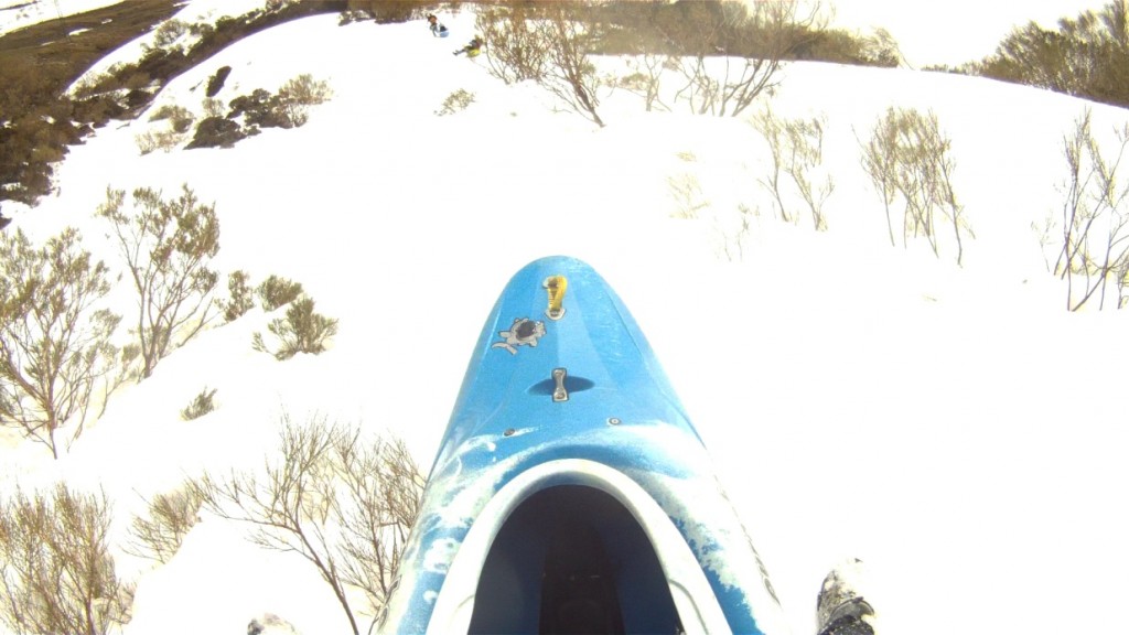 Snowkayaking to get into the Hijar river.