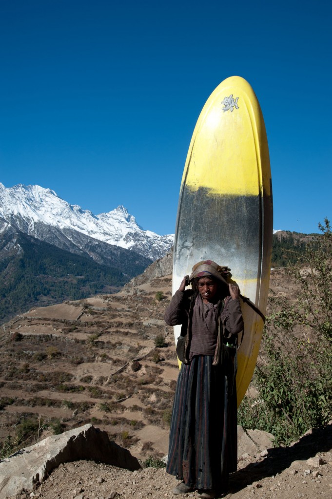 Woman porter, Humla Karnali, Nepal