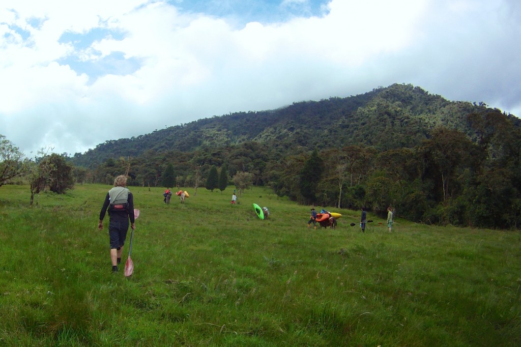 Hiking to the Alto Quijos Put in