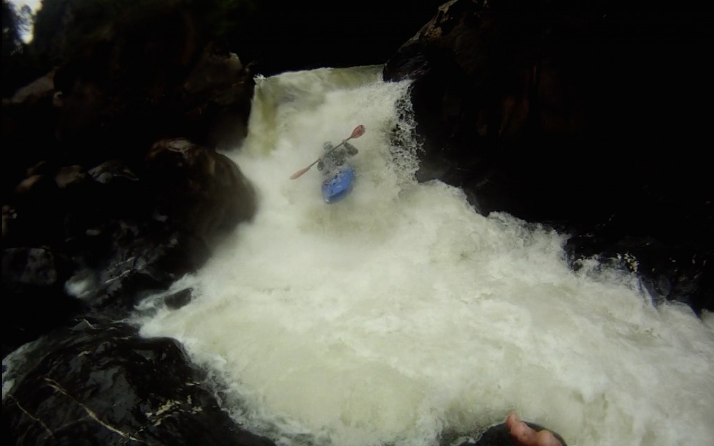 Jay Mahan running one of the big ones on the Alto Quijos