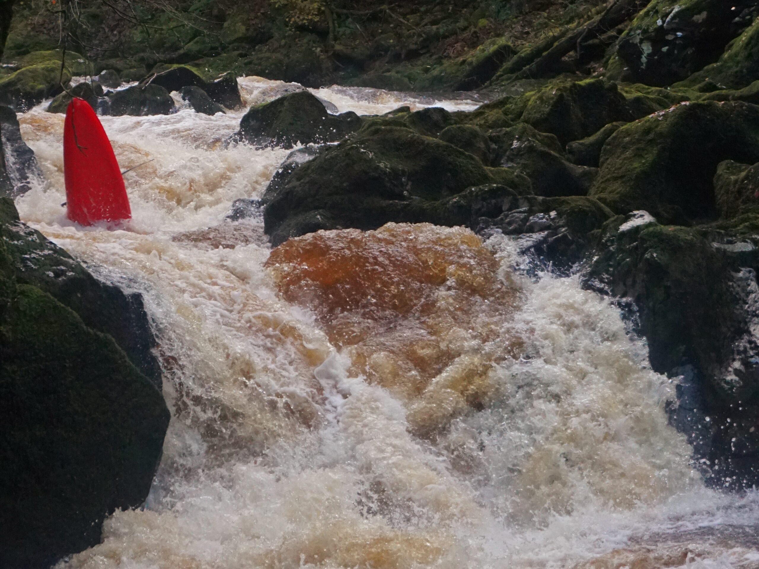 A less than ideal line down the gobbler. Red boat facing the sky!