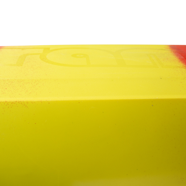 Flat Planing Hull with High Seamline